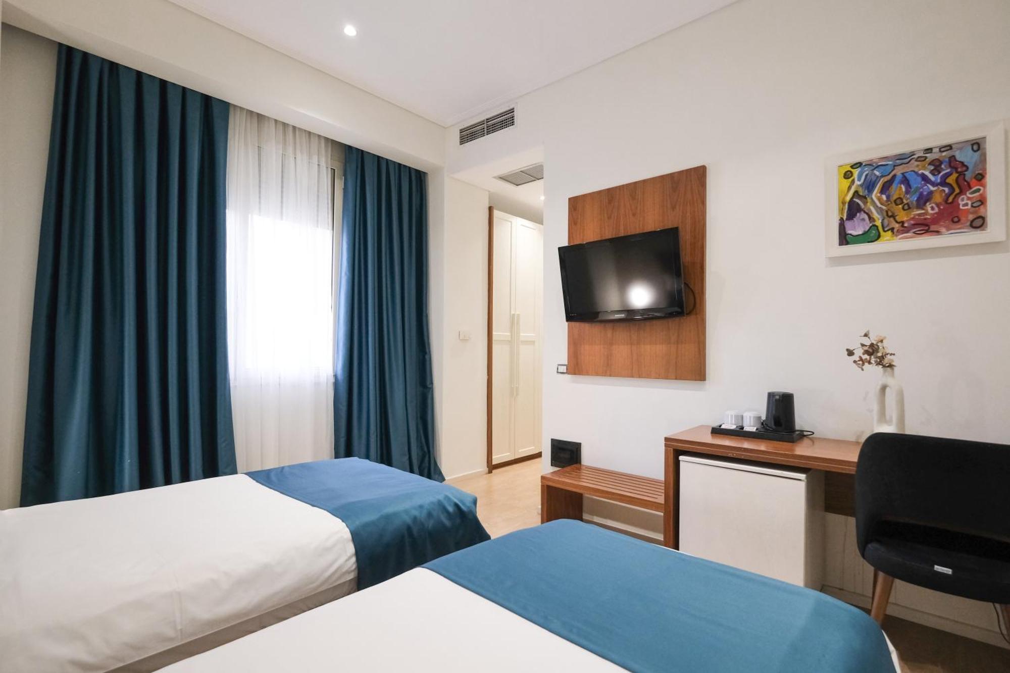 Golden City Hotel , Tirana Exterior foto